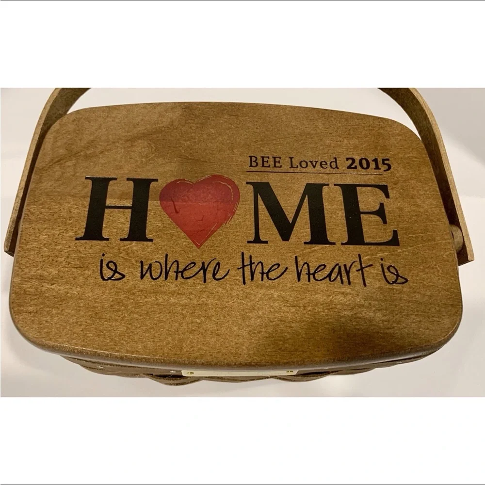 2015 Dresden Reunion Basket w Lid “Home is Where the Heart Is” Longaberger